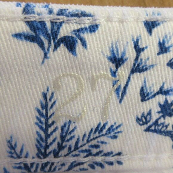 TOMMY BAHAMA DENIM White Blue Printed Jean Shorts 27 Tropical Palm Trees Sailing - Picture 9 of 15